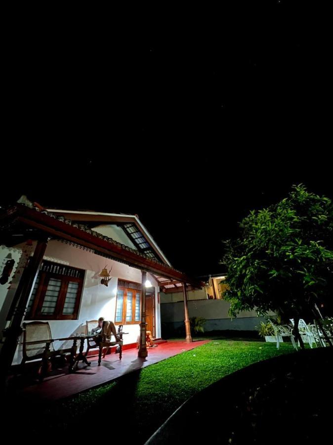 Villa Bubble Sea Unawatuna Exterior foto